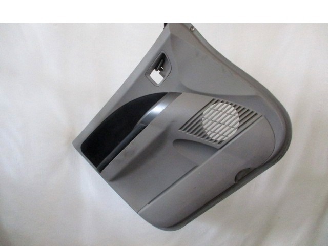 NOTRANJA OBLOGA SPREDNJIH VRAT OEM N. PNASTMTGRANDISNAWMV5P ORIGINAL REZERVNI DEL MITSUBISHI GRANDIS NAW (2003 - 2011) DIESEL LETNIK 2006