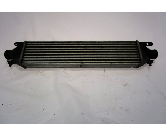 HLADILNIK INTERCOOLER OEM N. 51783791 ORIGINAL REZERVNI DEL FIAT BRAVO 198 R (2010 - 2014) DIESEL LETNIK 2011