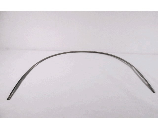 ZUNANJI PROFILI IN LETVE OEM N.  ORIGINAL REZERVNI DEL FIAT 125 (1967 - 1972)BENZINA LETNIK 1967