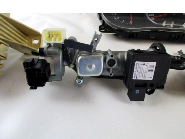 KOMPLET ODKLEPANJE IN VZIG  OEM N. 19094 KIT ACCENSIONE AVVIAMENTO ORIGINAL REZERVNI DEL SUZUKI SWIFT MZ EZ MK3 (2004 - 2010) BENZINA LETNIK 2009