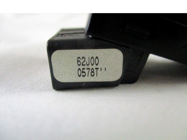 ZADNJE STIKALO OEM N. 62J00-0578T ORIGINAL REZERVNI DEL SUZUKI SWIFT MZ EZ MK3 (2004 - 2010) BENZINA LETNIK 2009