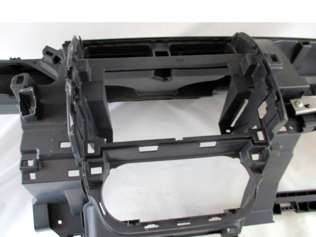 ARMATURNA PLOSCA OEM N. 73111-62J10-S1S ORIGINAL REZERVNI DEL SUZUKI SWIFT MZ EZ MK3 (2004 - 2010) BENZINA LETNIK 2009