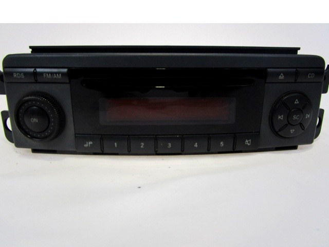 RADIO CD / OJACEVALNIK / IMETNIK HIFI OEM N. A4548200379 ORIGINAL REZERVNI DEL SMART FORFOUR 454 MK1 (2004 - 2006) BENZINA LETNIK 2005