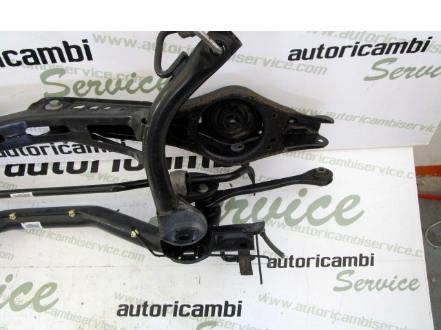 ZADNJI MOST Z ROKAMI OEM N. 1K0500049FD 1K0505315BM ORIGINAL REZERVNI DEL VOLKSWAGEN GOLF VI 5K1 517 AJ5 MK6 (2008-2012) DIESEL LETNIK 2011