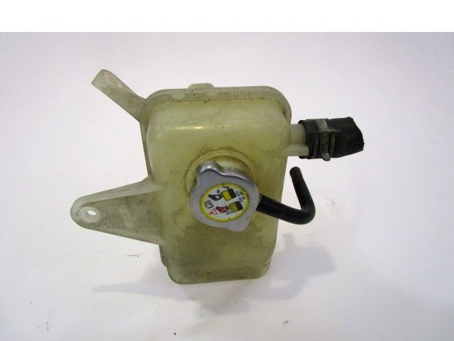 HLADILNA VODA ZA RADIJATORJE OEM N. GY0115350F ORIGINAL REZERVNI DEL MAZDA MPV LW MK2 (1999 - 2006) DIESEL LETNIK 2004