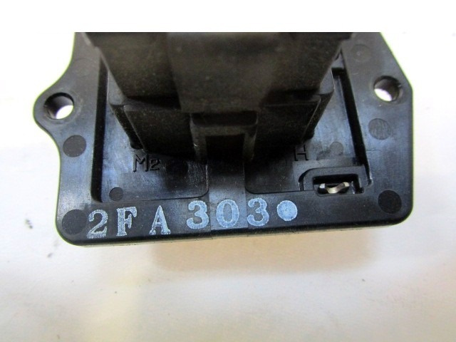 REGULATOR PREZRACEVANJA OEM N.  ORIGINAL REZERVNI DEL MAZDA MPV LW MK2 (1999 - 2006) DIESEL LETNIK 2004