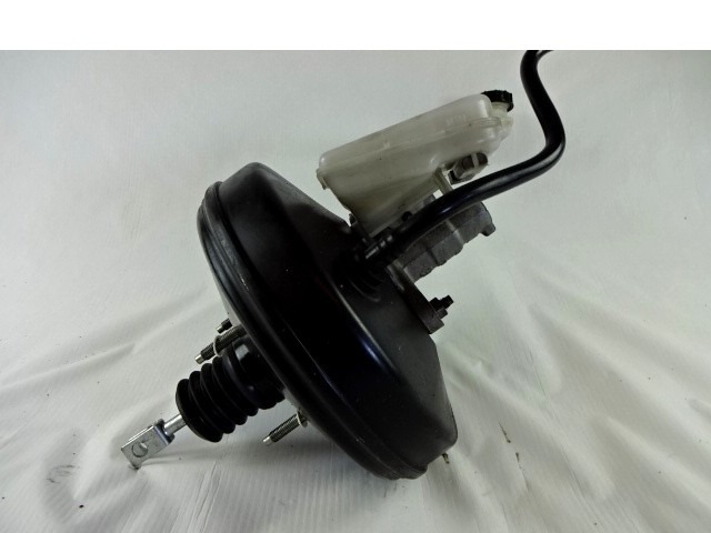 SERVO OJACEVALNIK ZAVOR S PUMPO OEM N. 8V51-2B195-LE ORIGINAL REZERVNI DEL FORD FIESTA CB1 CNN MK6 (09/2008 - 11/2012) BENZINA/GPL LETNIK 2009