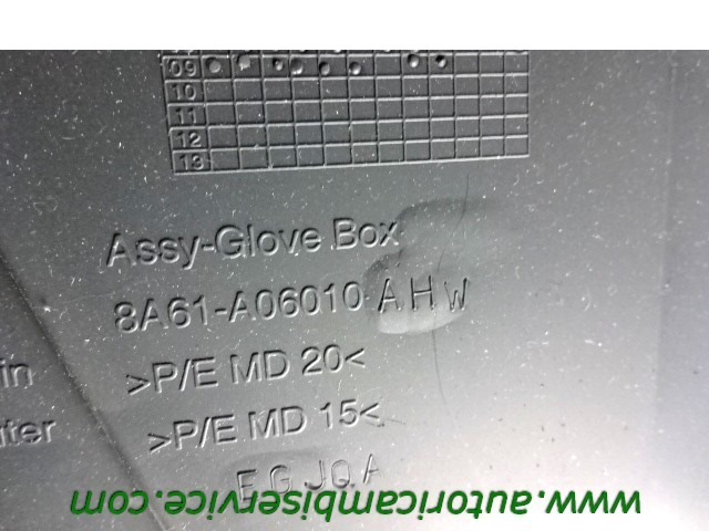 PREDAL ZA DOKUMENTE OEM N. 8A61-A06010-AHW ORIGINAL REZERVNI DEL FORD FIESTA CB1 CNN MK6 (09/2008 - 11/2012) BENZINA/GPL LETNIK 2009