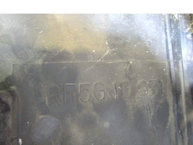 POKROV MOTORJA  OEM N. RF5G10231 ORIGINAL REZERVNI DEL MAZDA MPV LW MK2 (1999 - 2006) DIESEL LETNIK 2004