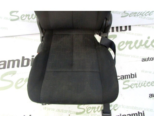 TRETJA VRSTA ENOJNI SEDEZ BLAGO OEM N. 23PSTMZMPVLWMK2RMV5P ORIGINAL REZERVNI DEL MAZDA MPV LW MK2 (1999 - 2006) DIESEL LETNIK 2004