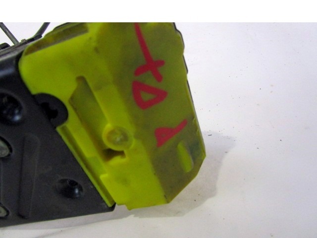 CENTRALNO ZAKLEPANJE ZADNJIH DESNIH VRAT OEM N. 8650554 ORIGINAL REZERVNI DEL VOLVO V70 MK2 285 (2000 - 2007) DIESEL LETNIK 2003