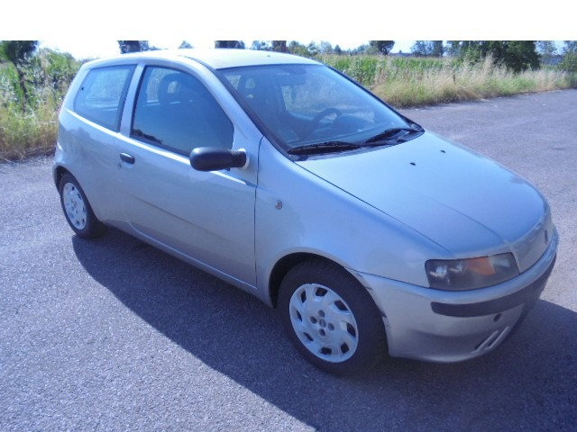 FIAT PUNTO 1.2 44KW 3P B 5M  (2003) RICAMBIO USATO 