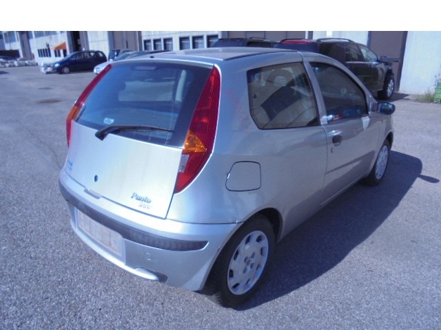 FIAT PUNTO 1.2 44KW 3P B 5M  (2003) RICAMBIO USATO 