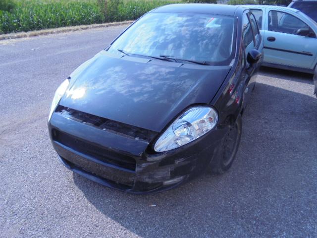 FIAT GRANDE PUNTO 1.2 B 48KW 5M 5P (2006) RICAMBI IN MAGAZZINO