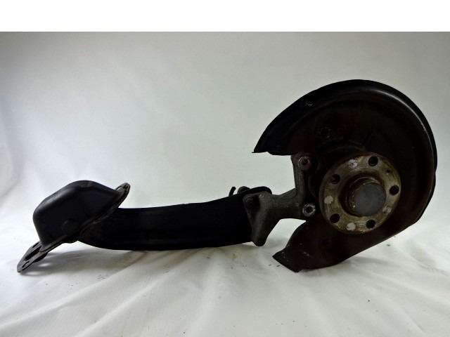 ZADNJI LEVI NOSILEC KOLES/PESTO OEM N. 5N0615611C ORIGINAL REZERVNI DEL VOLKSWAGEN PASSAT B6 3C2 3C5 BER/SW (2005 - 09/2010)  DIESEL LETNIK 2007