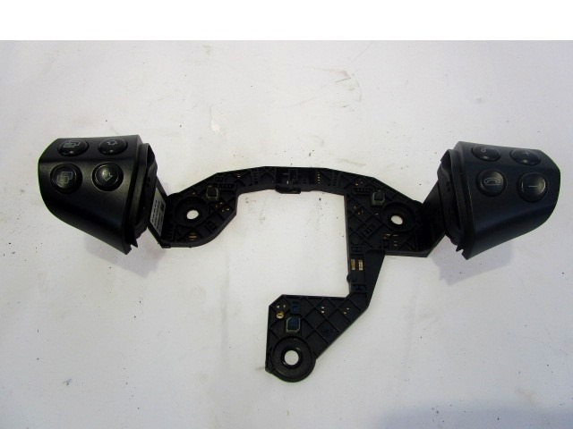 MULTIFUNKCIJSKI VOLAN OEM N. A1698207310 ORIGINAL REZERVNI DEL MERCEDES CLASSE A W169 5P C169 3P R (05/2008 - 2012) BENZINA LETNIK 2009