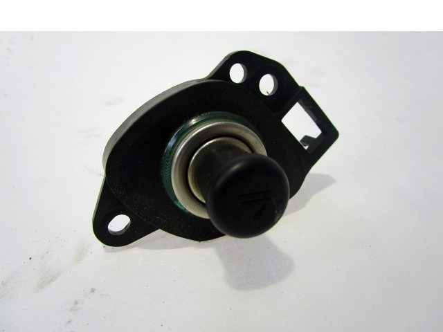 PEPELNIK / DRZALA ZA PIJACO OEM N.  ORIGINAL REZERVNI DEL MAZDA MPV LW MK2 (1999 - 2006) DIESEL LETNIK 2002