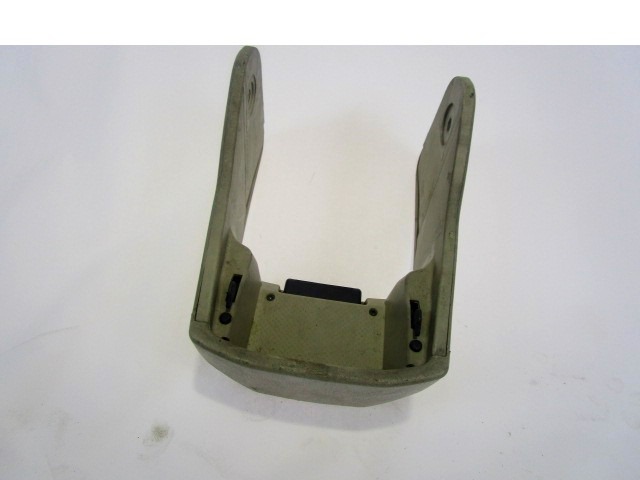 SREDINSKA KONZOLA  OEM N. 742050034 ORIGINAL REZERVNI DEL DR 5 (2007 - 07/2014) BENZINA/GPL LETNIK 2008