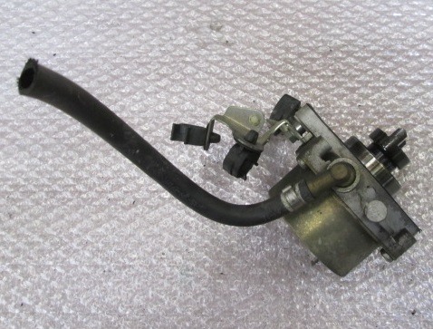 VAKUUM CRPALKA OEM N. 73501358 ORIGINAL REZERVNI DEL LANCIA MUSA 350 (2004 - 2007) DIESEL LETNIK 2005