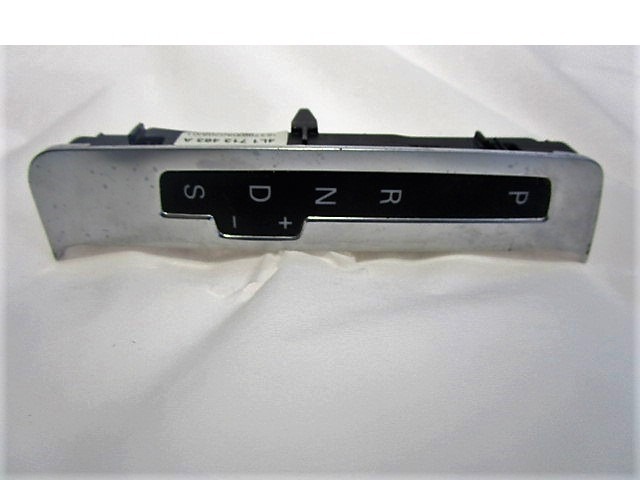 SREDINSKA KONZOLA  OEM N. 4L1713463A ORIGINAL REZERVNI DEL AUDI Q7 4L (2005 - 2015) DIESEL LETNIK 2008