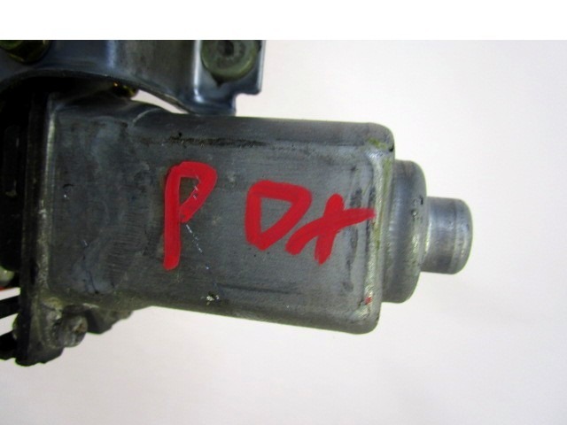 MEHANIZEM DVIGA ZADNJIH STEKEL  OEM N. 83460-3E000 ORIGINAL REZERVNI DEL KIA SORENTO JC MK1 (2002 - 2009) DIESEL LETNIK 2006