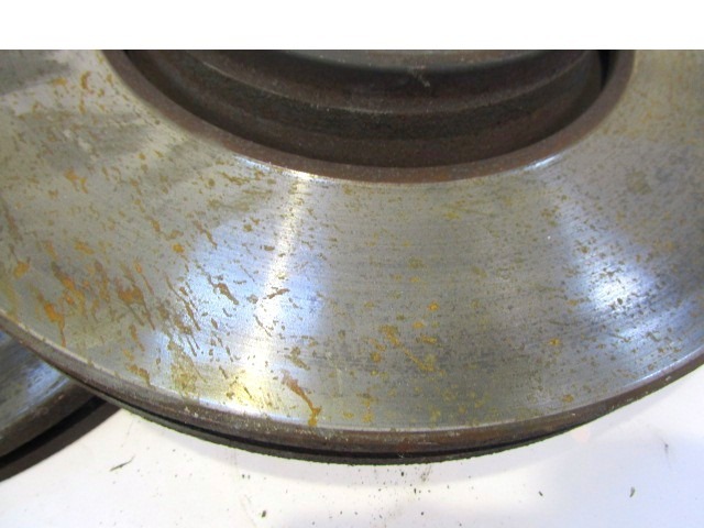 SPREDNJI ZAVORNI DISKI OEM N. 4249K1 ORIGINAL REZERVNI DEL CITROEN C5 RD TD MK2 /TOURER/CROSS TOURER (2008 - 2017) DIESEL LETNIK 2011
