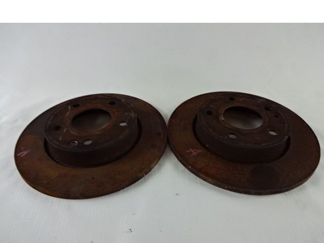 SPREDNJI ZAVORNI DISKI OEM N. 168421000000 ORIGINAL REZERVNI DEL MERCEDES CLASSE A W168 V168 R (2001 - 2005) BENZINA LETNIK 2001