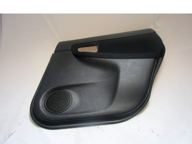 VRATNI PANEL OEM N. PNPDTSUIMPREZAGDSW5P ORIGINAL REZERVNI DEL SUBARU IMPREZA GD GG BR SW (2005 - 2007) BENZINA LETNIK 2006