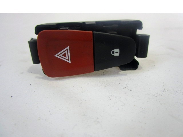 STIKALO VARNOSTNIH ZMIGAVCEV  OEM N. 8200214895 ORIGINAL REZERVNI DEL RENAULT MEGANE MK3 BZ0/1 B3 DZ0/1 KZ0/1 BER/SPORTOUR/ESTATE (2009 - 2015) BENZINA LETNIK 2010