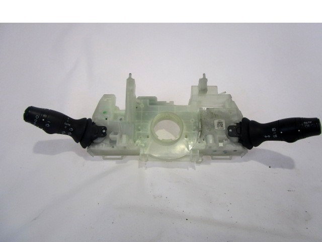 KRMILO SMERNIKI OEM N. 255670019R ORIGINAL REZERVNI DEL RENAULT MEGANE MK3 BZ0/1 B3 DZ0/1 KZ0/1 BER/SPORTOUR/ESTATE (2009 - 2015) BENZINA LETNIK 2010