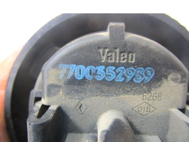 GLAVNO STIKALO LUCI OEM N. 7700352939 ORIGINAL REZERVNI DEL OPEL MOVANO X70 (1998 - 2003) DIESEL LETNIK 2000