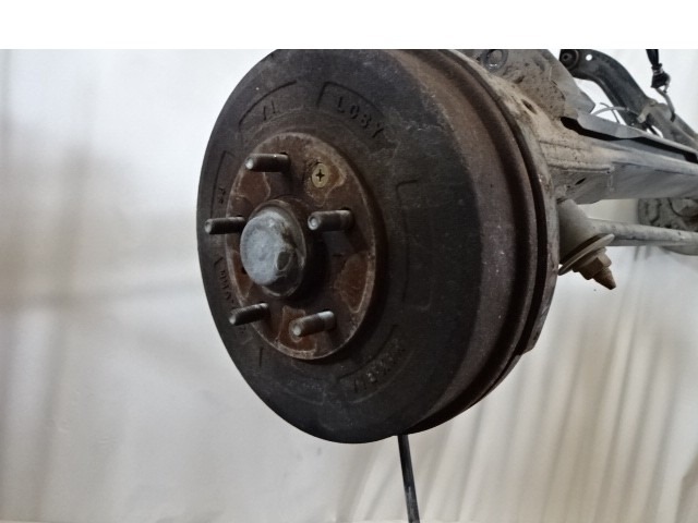 MOST ZADNJE OSI OEM N. LD4728B0X ORIGINAL REZERVNI DEL MAZDA MPV LW MK2 (1999 - 2006) DIESEL LETNIK 2002