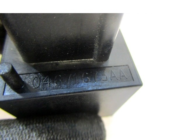 GLAVNO STIKALO LUCI OEM N. 04671673AA ORIGINAL REZERVNI DEL CHRYSLER PT CRUISER PT (2000 - 2010) BENZINA LETNIK 2001