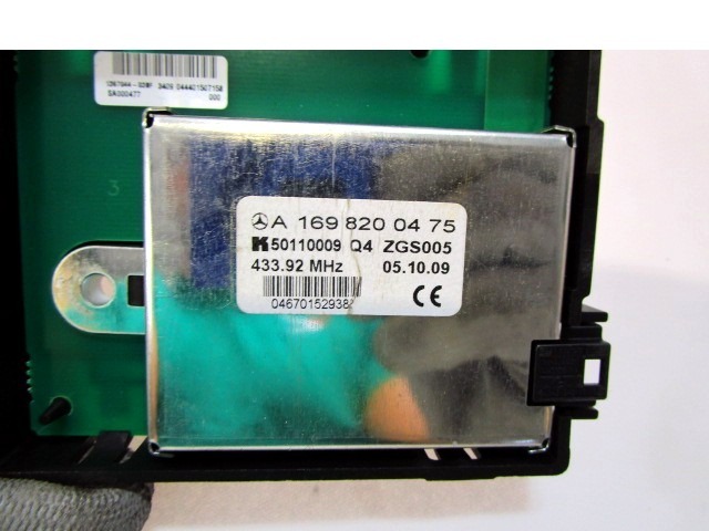 OJACEVALEC / ANTENA OEM N. A1698200475 ORIGINAL REZERVNI DEL MERCEDES CLASSE A W169 5P C169 3P R (05/2008 - 2012) BENZINA LETNIK 2009