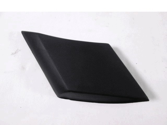 ZUNANJI PROFILI IN LETVE OEM N. 333853535 ORIGINAL REZERVNI DEL VOLKSWAGEN PASSAT B3 3A2 3A5 35I BER/SW (04/1988 - 07/1993) DIESEL LETNIK 1988