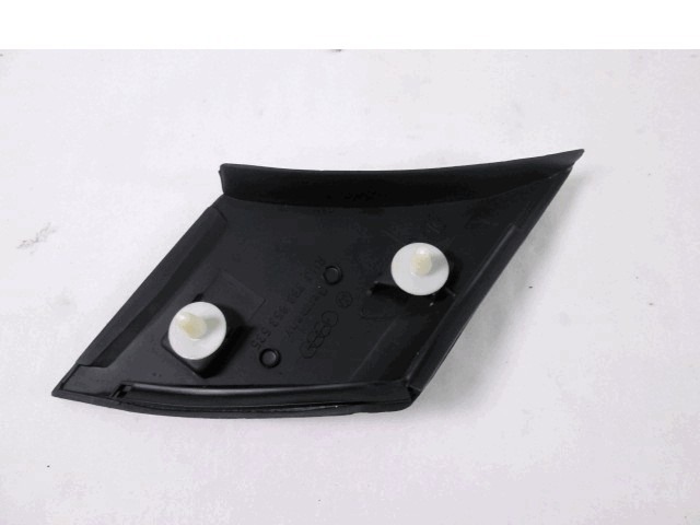 ZUNANJI PROFILI IN LETVE OEM N. 333853535 ORIGINAL REZERVNI DEL VOLKSWAGEN PASSAT B3 3A2 3A5 35I BER/SW (04/1988 - 07/1993) DIESEL LETNIK 1988