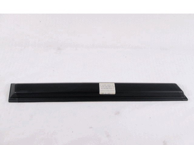 ZUNANJI PROFILI IN LETVE OEM N. 1918535360 ORIGINAL REZERVNI DEL VOLKSWAGEN GOLF II 19E 1G1 MK2 (1983 - 1992)BENZINA LETNIK 1988
