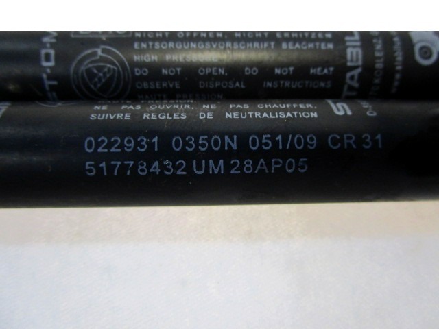 AMORTIZERJI PRTLJAZNIH VRAT  OEM N. 51778432 ORIGINAL REZERVNI DEL FIAT GRANDE PUNTO 199 (2005 - 2012) DIESEL LETNIK 2009