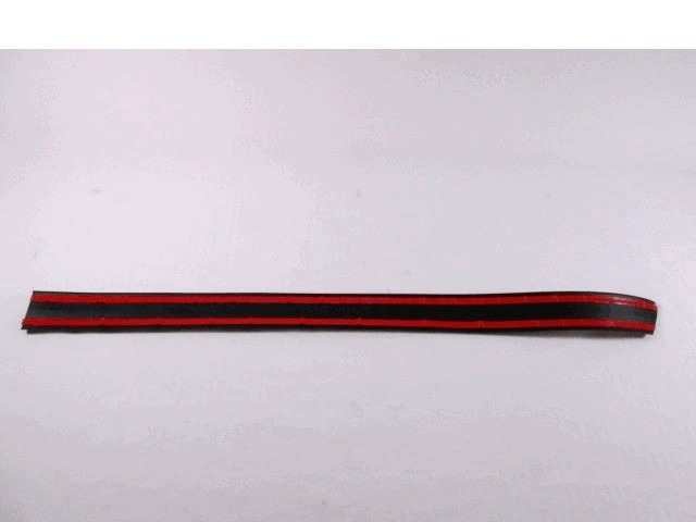 ZUNANJI PROFILI IN LETVE OEM N.  ORIGINAL REZERVNI DEL FIAT PUNTO 176 MK1/MK1 CABRIO (1993 - 08/1999) BENZINA LETNIK 1993