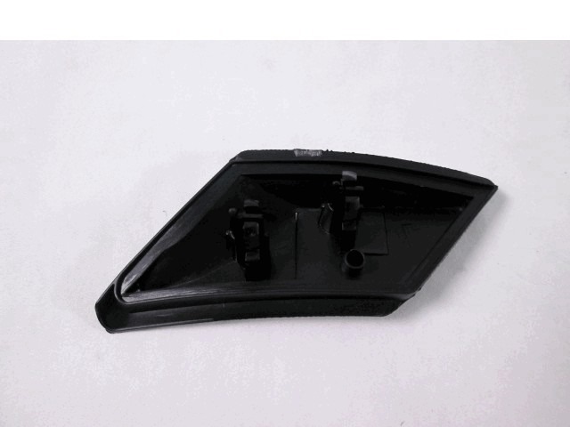 ZUNANJI PROFILI IN LETVE OEM N.  ORIGINAL REZERVNI DEL VOLKSWAGEN GOLF III 1H1 1E7 1H5 MK3 (08/1992 - 07/1998) DIESEL LETNIK 1992