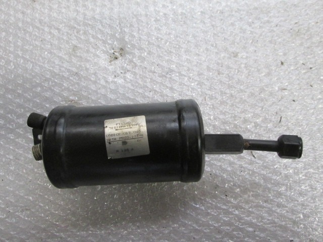 RAZVLAZEVALEC OEM N. 17049 ORIGINAL REZERVNI DEL FERRARI 360 MODENA (03/1999 - 01/2002) BENZINA LETNIK 1999