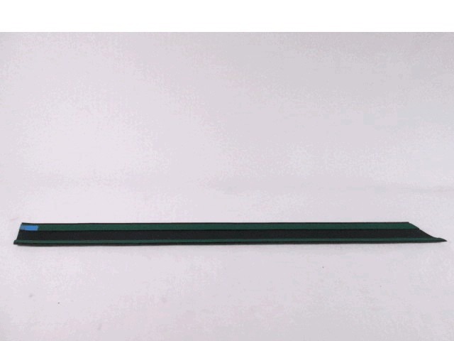 ZUNANJI PROFILI IN LETVE OEM N. 95638851YB ORIGINAL REZERVNI DEL CITROEN AX (1986 - 1998)BENZINA LETNIK 1991