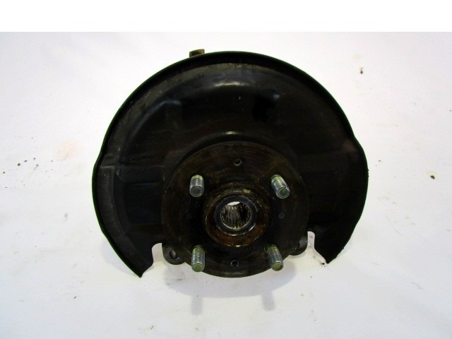 LEVI VRTLJIVI LEZAJ / PESTO KOLESA Z LEZAJEM SPREDAJ OEM N. RUB101790L ORIGINAL REZERVNI DEL MG ZR (2001 - 2005) BENZINA LETNIK 2004