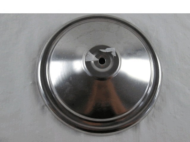 A680 BORCHIA COPRICERCHIO COPRIMOZZO COPPETTA IN METALLO CROMATO FIAT 500 L RICAMBIO NUOVO 