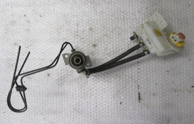 ZAVORNI CILINDER OEM N. 311987 ORIGINAL REZERVNI DEL FERRARI 360 MODENA (03/1999 - 01/2002) BENZINA LETNIK 1999