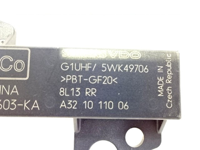 OJACEVALEC / ANTENA OEM N. 8M5T-15K603-KA ORIGINAL REZERVNI DEL FORD KUGA MK1 (05/2008 - 2012) DIESEL LETNIK 2009