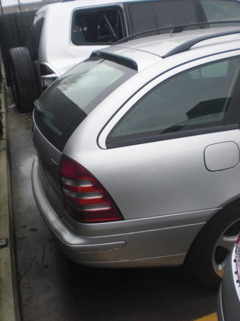 MERCEDES CLASSE C 220 W203 SW 2.2 D 105KW AUT 5P (2003) RICAMBIO USATO 