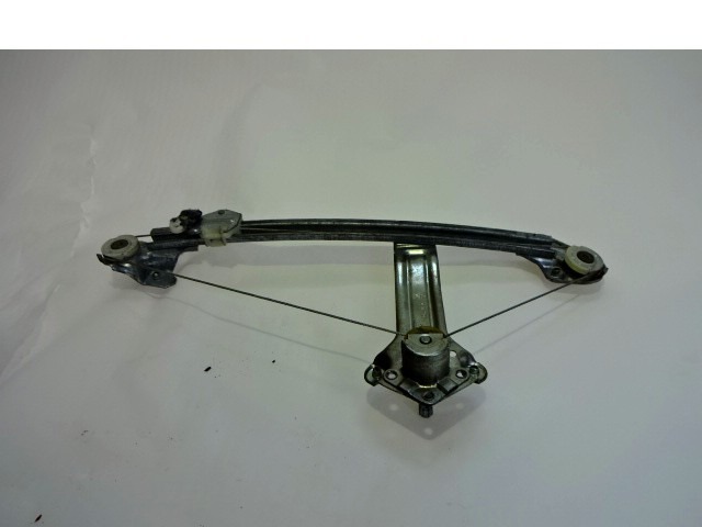 ROCNI SISTEM ZA DVIGOVANJE ZADNJEGA STEKLA  OEM N. 9114705 ORIGINAL REZERVNI DEL OPEL CORSA C X01 R (2004 - 10/2006) DIESEL LETNIK 2006