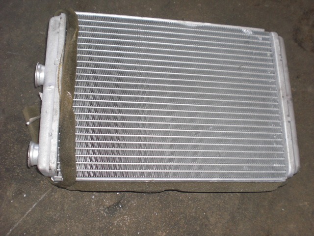 GRELEC RADIATORJA OEM N.  ORIGINAL REZERVNI DEL LANCIA Y YPSILON 843 (2003-2006) DIESEL LETNIK 2006