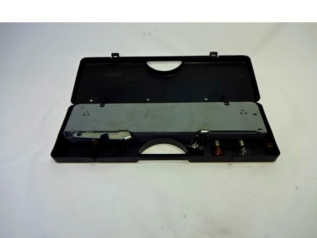 OPOZORILNI TRIKOTNIK / PRVA POMOC / CUSHION OEM N. 1096449 ORIGINAL REZERVNI DEL FORD KA RU8 MK2 (2008 - 2016) BENZINA LETNIK 2009